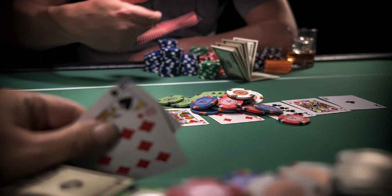 Hướng dẫn cách chơi poker hiệu quả dành cho người mới
